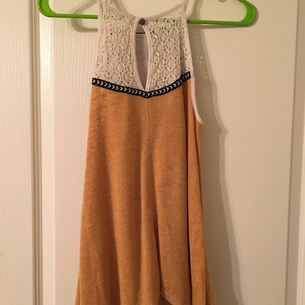 Patterned Tank Top - Picture 4 of 5